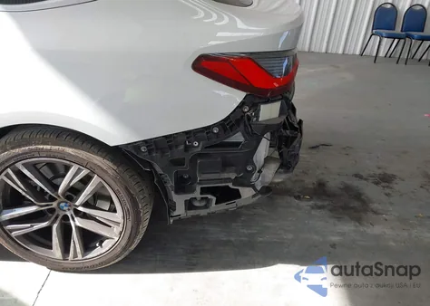 2022 BMW 430I Gran Coupe z USA, uszkodzony, nr VIN WBA63AV05NFM68694